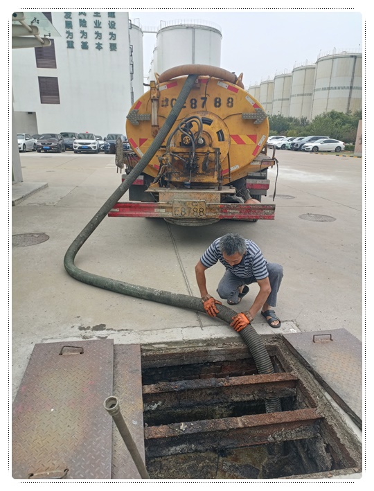 南湖隔油池清掏