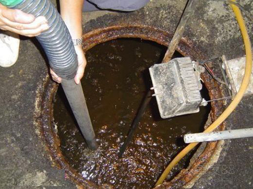 南湖隔油池清理